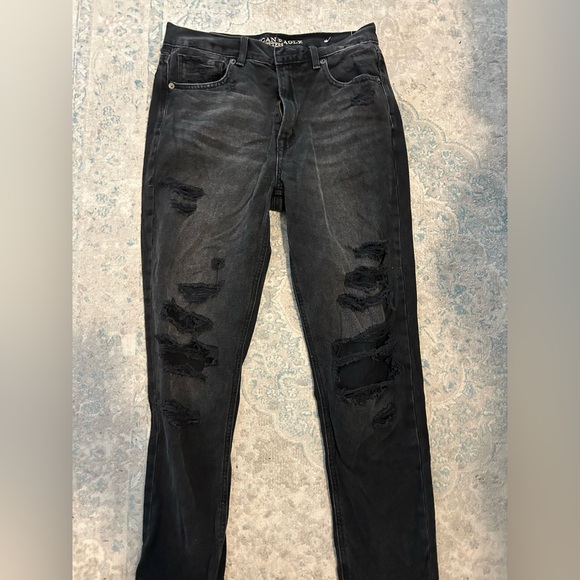 American Eagle Ripped Jeans - Picture 1 of 4